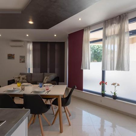 Apartman Dora Подстрана Екстериор снимка