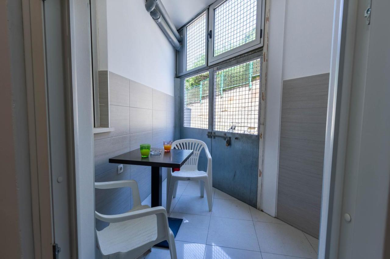 Apartman Dora Подстрана Екстериор снимка