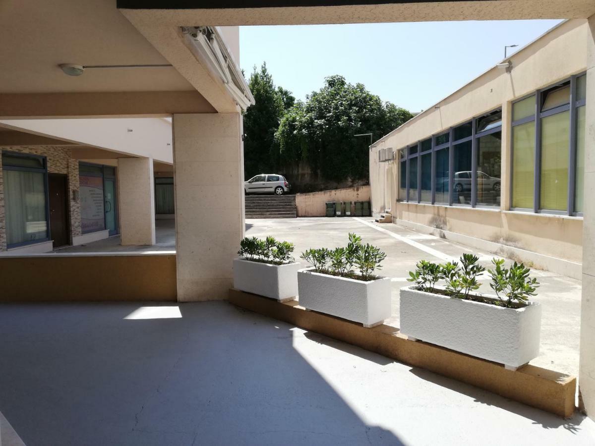 Apartman Dora Подстрана Екстериор снимка